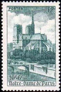  Notre-Dame de Paris 