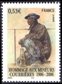  Hommage aux mineurs victimes de la catastrophe de Courrières en 1906 