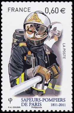  Sapeurs pompiers de Paris - Lance à incendie 