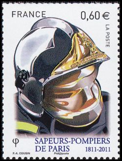  Sapeurs pompiers de Paris - Tenue de pompier du XXIème siècle 