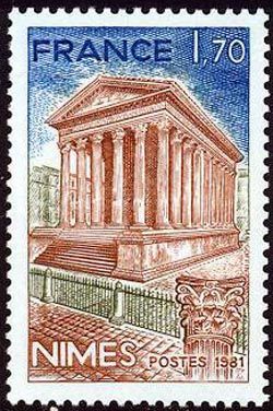  La Maison Carrée à Nimes 